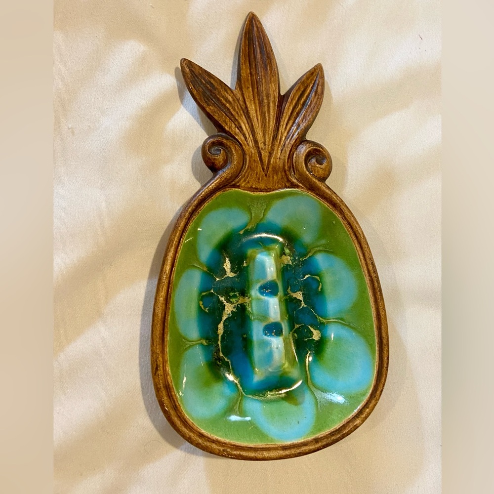 Treasure Craft 1963 Pineapple Ashtray BlueGreen on Inside Wood Look on Outside